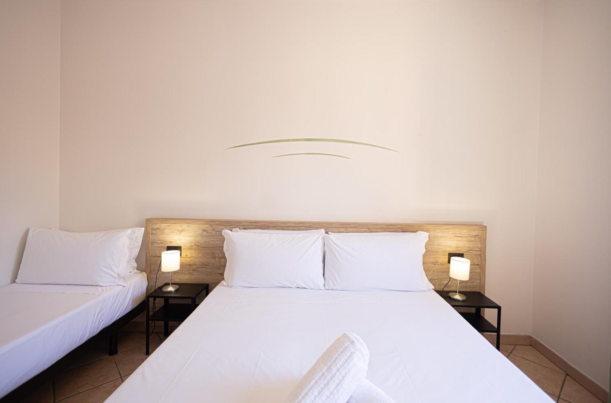 Hotel Tornielli 9 By Lvg Hotel Collection Novara Exterior foto